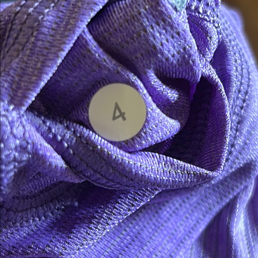 Lululemon Athletica Purple Fitted Short Sleeve Shirt Size 4 - Picture 7 of 7